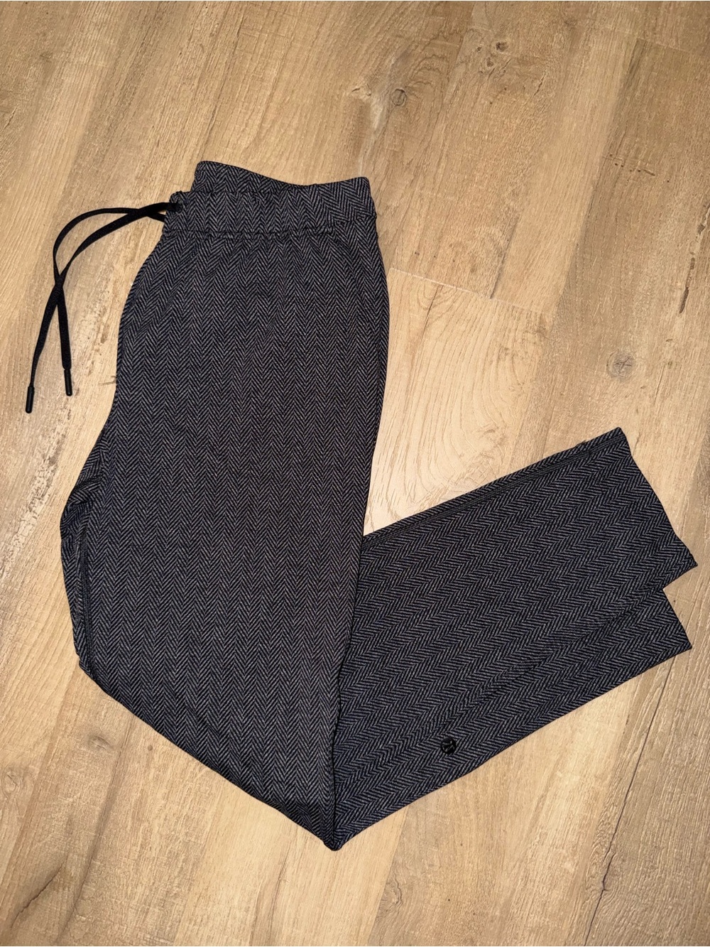 Lululemon jet crop slim herringbone